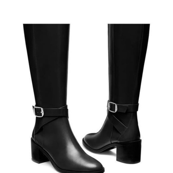 Stuart Weitzman Shoes - Stuart Weitzman
Women's Black Esme Belted Zip Boot